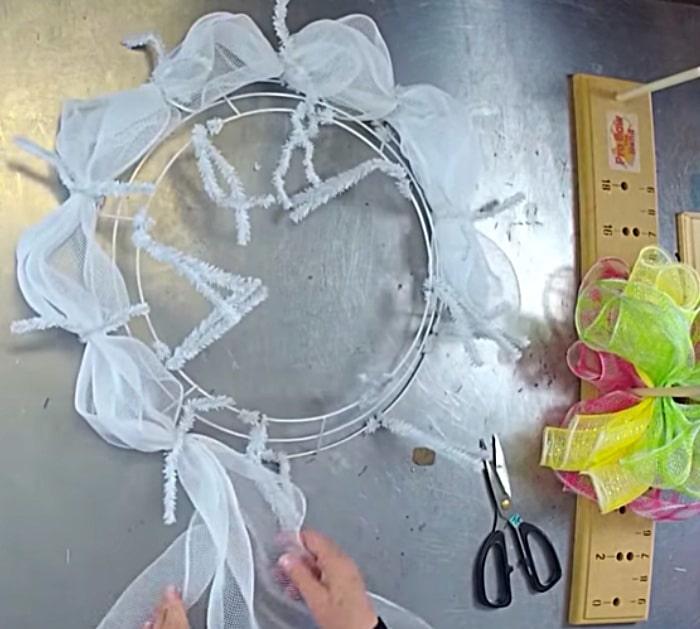 Make a Spring Wreath with pipe cleaners and mesh