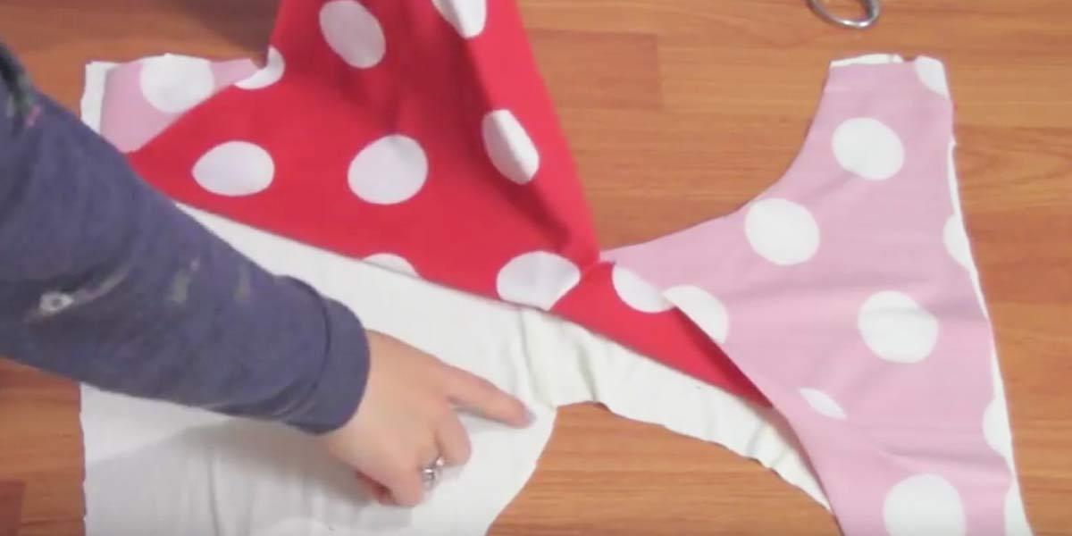 She Cuts Two Pieces Of Fabric Exactly Alike For A Retro Look You Must Have!