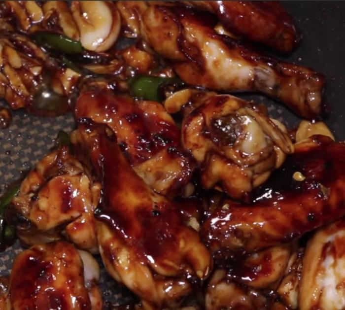 Make Sticky Honey Garlic Chicken Wings