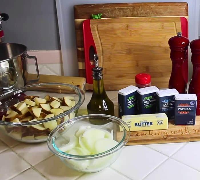 Easy Skillet Potatoes and Sausages Recipe