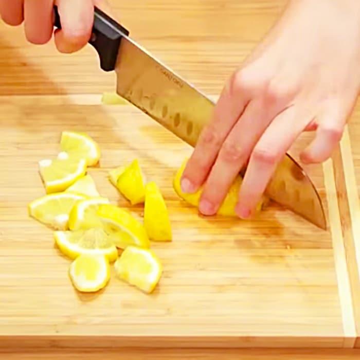 Easy DIY Cleaning Hacks - Natural Household Cleaners - How To Clean A Garbage Disposal