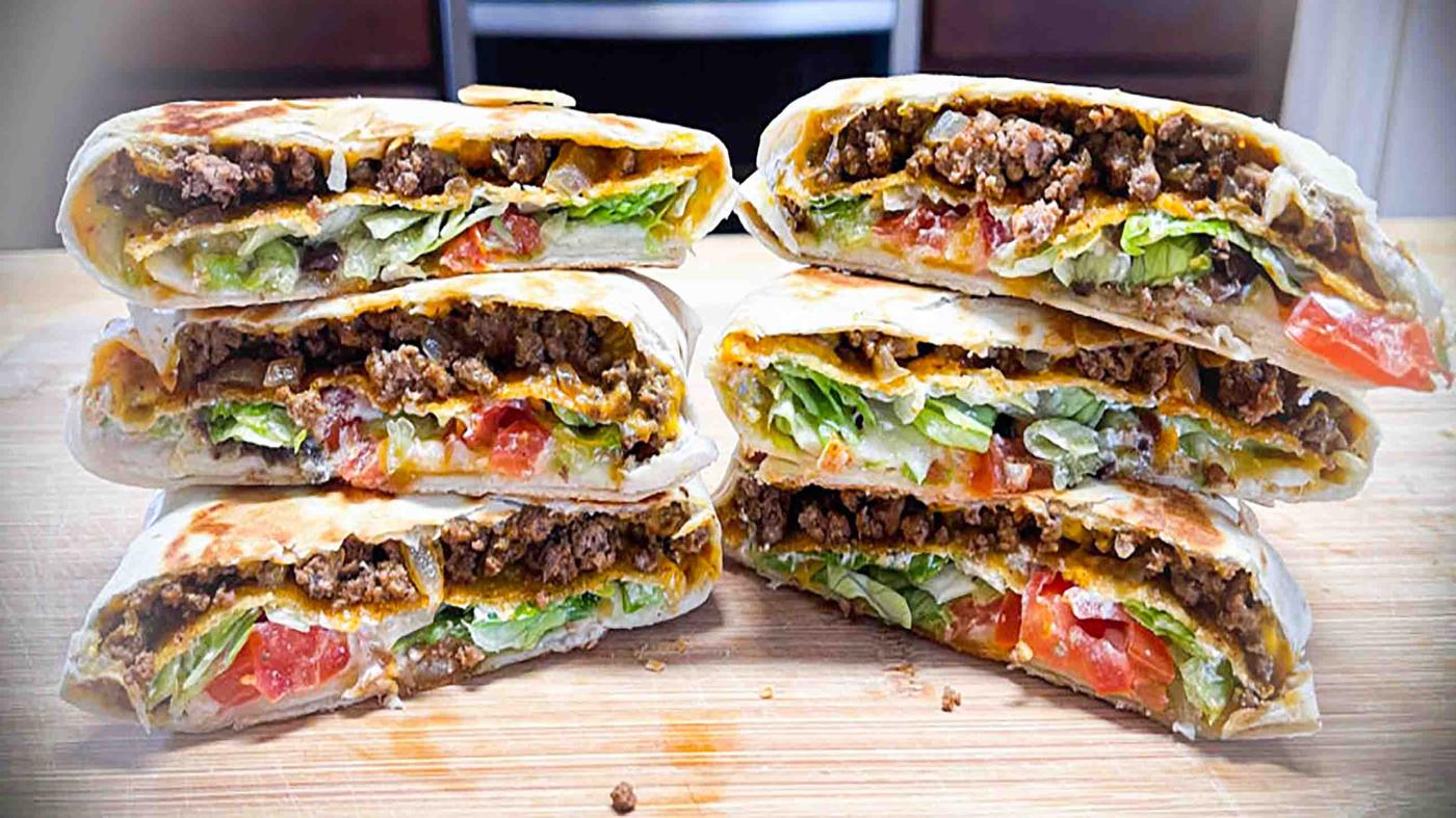 Easy copycat recipe of Taco Bell's famous crunchwrap