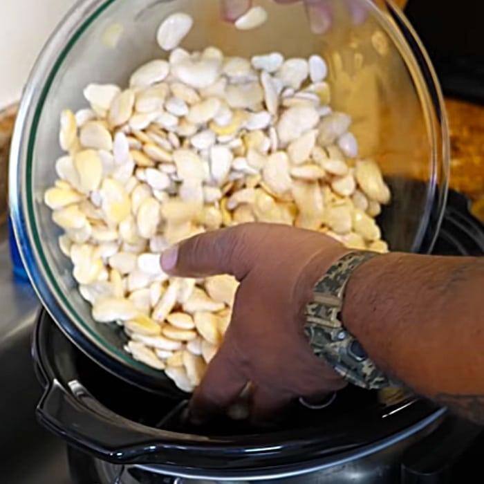 How To Make Lima Beans In A Crockpot - Southern Lima Beans With Ham Hocks Recipe - Easy Crockpot Ideas