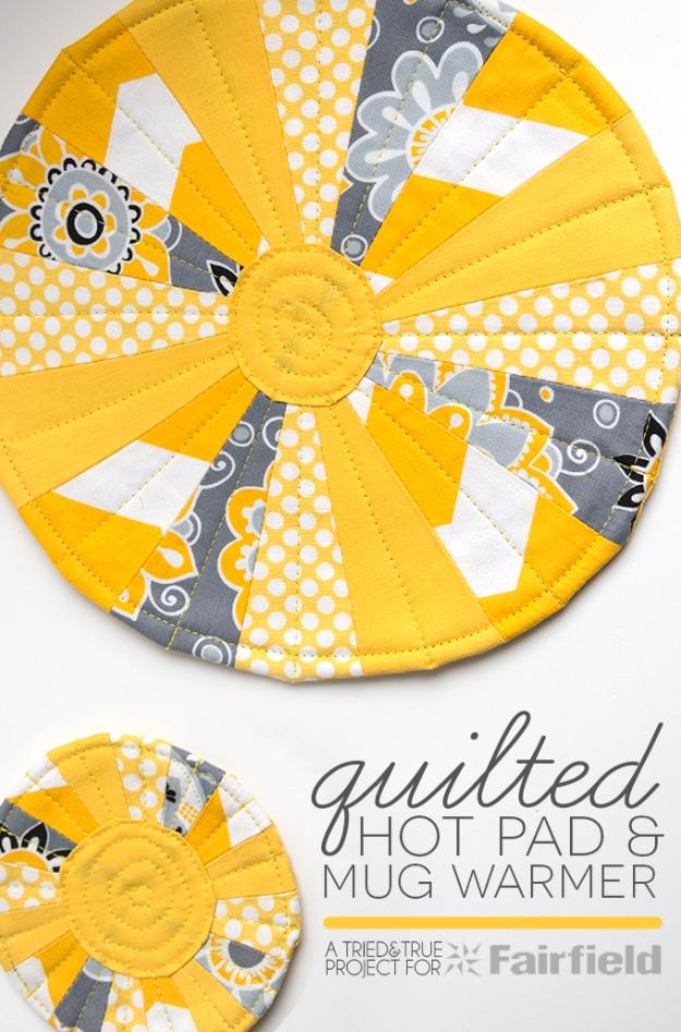 Best Quilting Projects for DIY Gifts -Quilted Hot Pad And Mug Warmer - Things You Can Quilt and Sew for Friends, Family and Christmas Gift Ideas - Easy and Quick Quilting Patterns