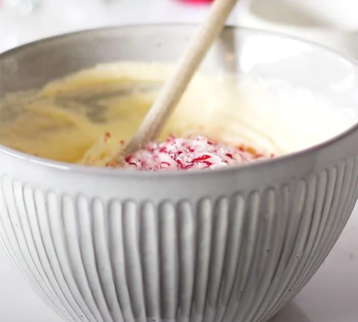 Candy Cane Recipes - Christmas Dessert Recipes - Peppermint Cheesecake