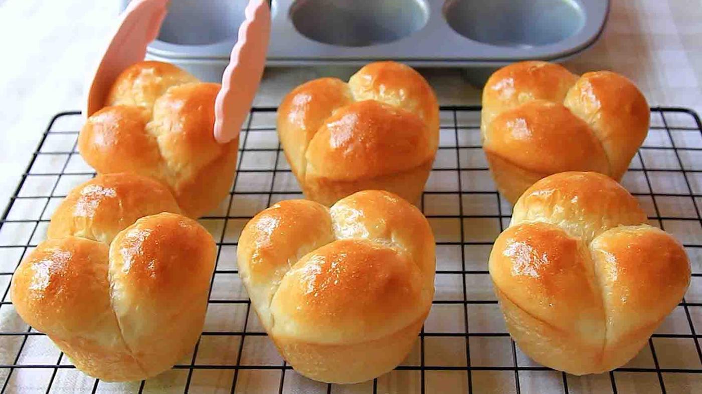 6-Ingredient Buttery Bread Recipe