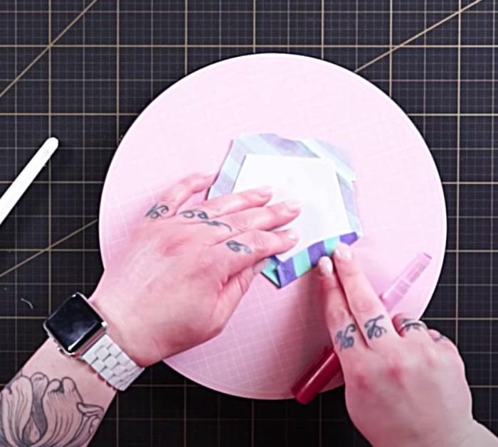 Make an English paper piece quilt