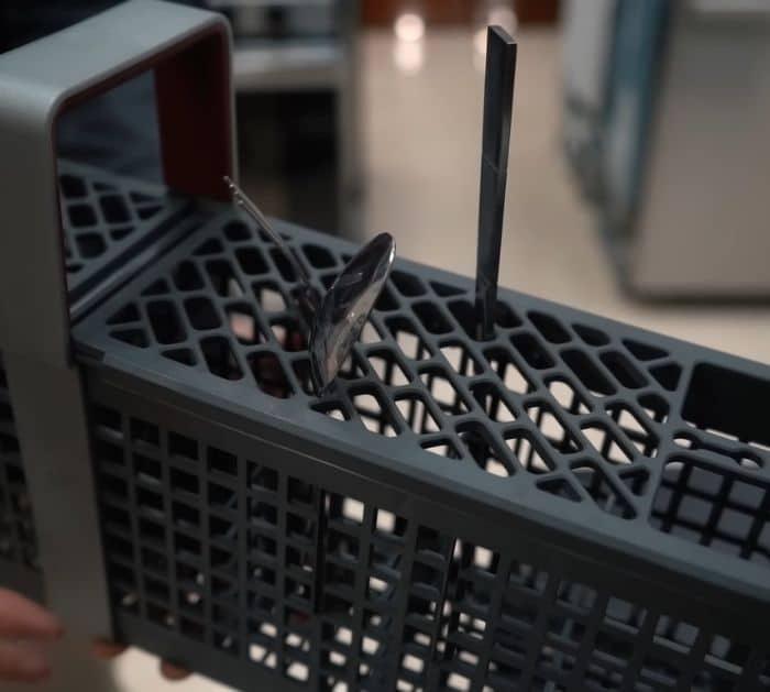 How to Correctly Load Your Dishwasher Utensils