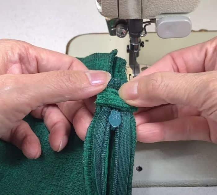 Cushion Cover Sewing Tutorial for Beginners