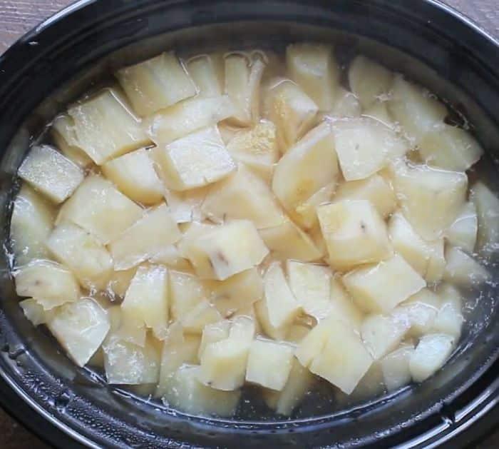 Easy Slow Cooker Baked Potato Casserole Ingredients