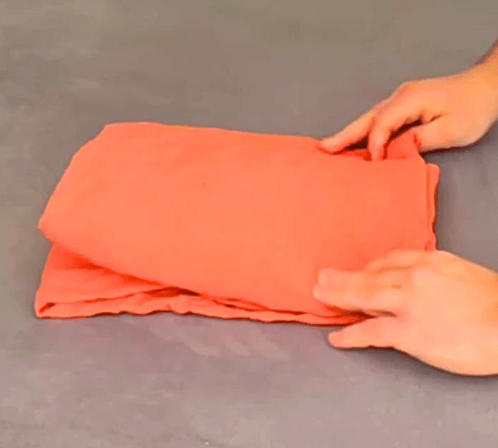 Easy Way to Fold a Bed Sheet