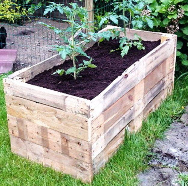 DIY Raised Garden Planter Made From A Wooden Pallet, a quick idea that comes together fast and one worth pinning for later