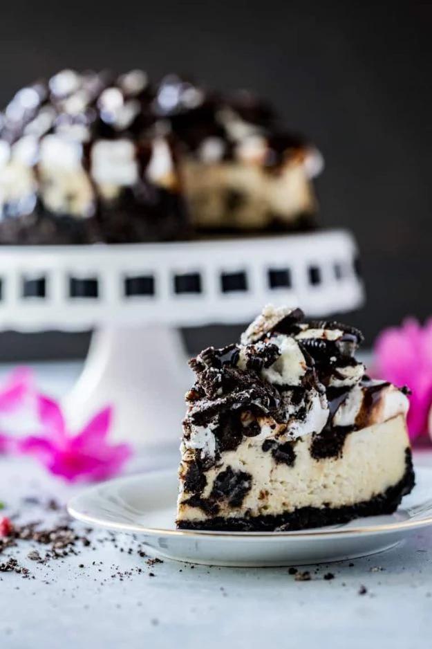 Instant Pot Desserts - Instant Pot Cheesecake with Oreos - Easy Dessert Ideas to Make in Your Instant Pot - Quick Cheesecake, Brownies, Cake - Healthy Idea With Fruit, Gluten Free