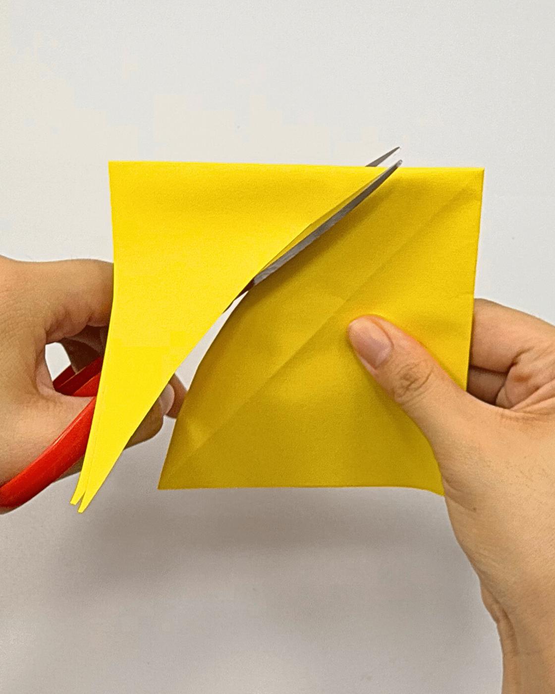 Homemade Paper Bow — how to make a paper bow