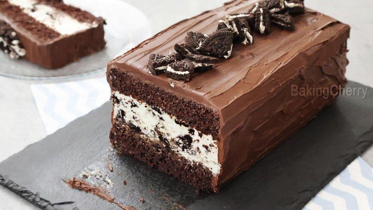 Chocolate Cookies and Cream Cake