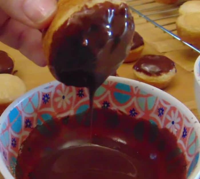 Easy to Make Donut Muffins