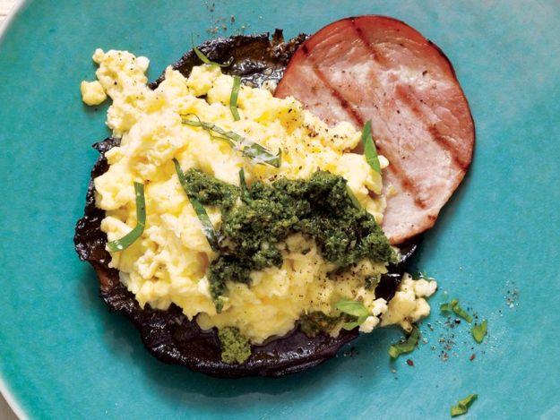 Eggs Benedict Recipes - Grilled Portobello Benedict - Best Benedicts and Recipe Ideas for Breakfast, Brunch and Lunch - Easy and Quick Eggs Benedict, Classic, Salmon, Vegetarian an