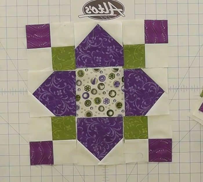 Jenny Doan Quatrefoil Quilt Block Project