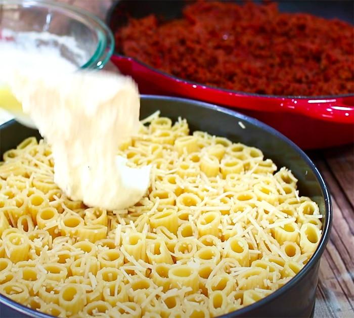 How To Make Cheesy Pasta Pie- Ground Beef Recipes