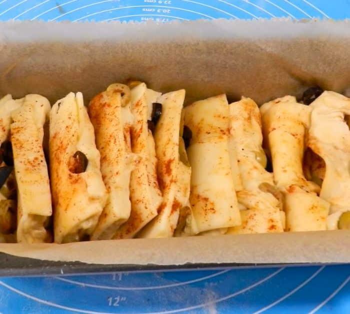 Cheese Olives Pull-Apart Bread Recipe Instructions