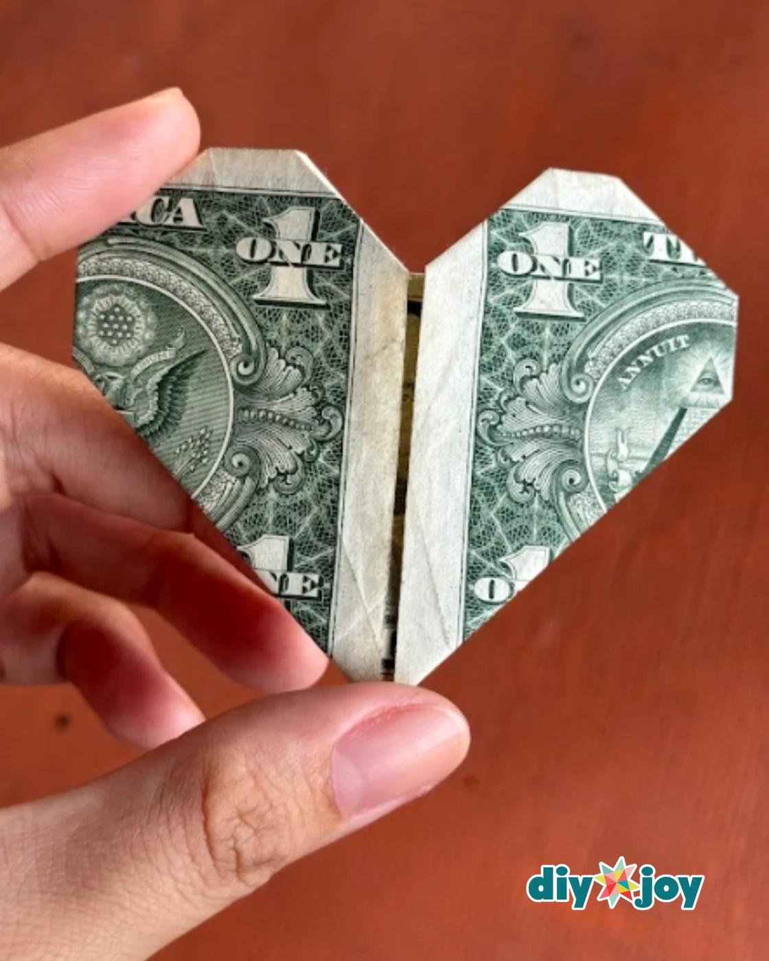 Homemade Dollar Heart Origami — why you’ll love this
