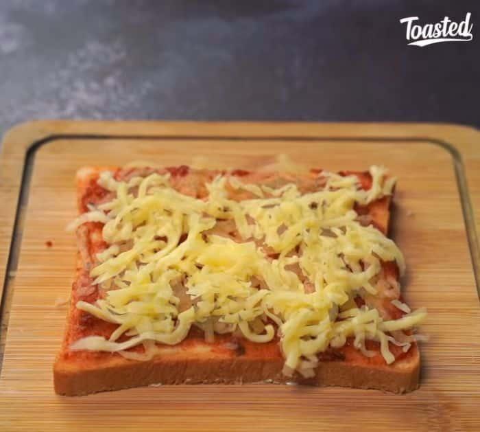 10-Minute Pizza Bread Recipe Ingredients