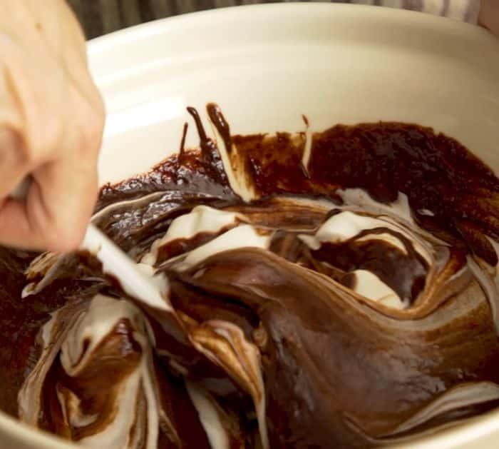 Easy Chocolate Cloud Cake Ingredients
