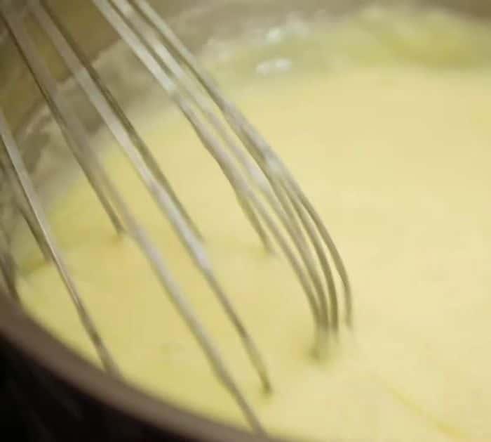 Easy No-Bake Banana Cream Pie Recipe