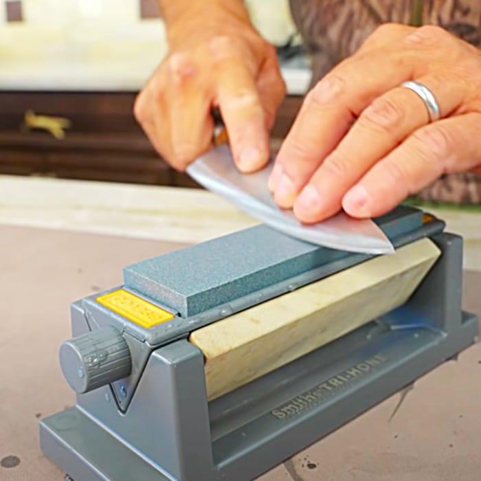 How To Sharpen A Dull Knife - Easy Way To Sharpen A Dull Knife - How To Use A Sharpening Stone