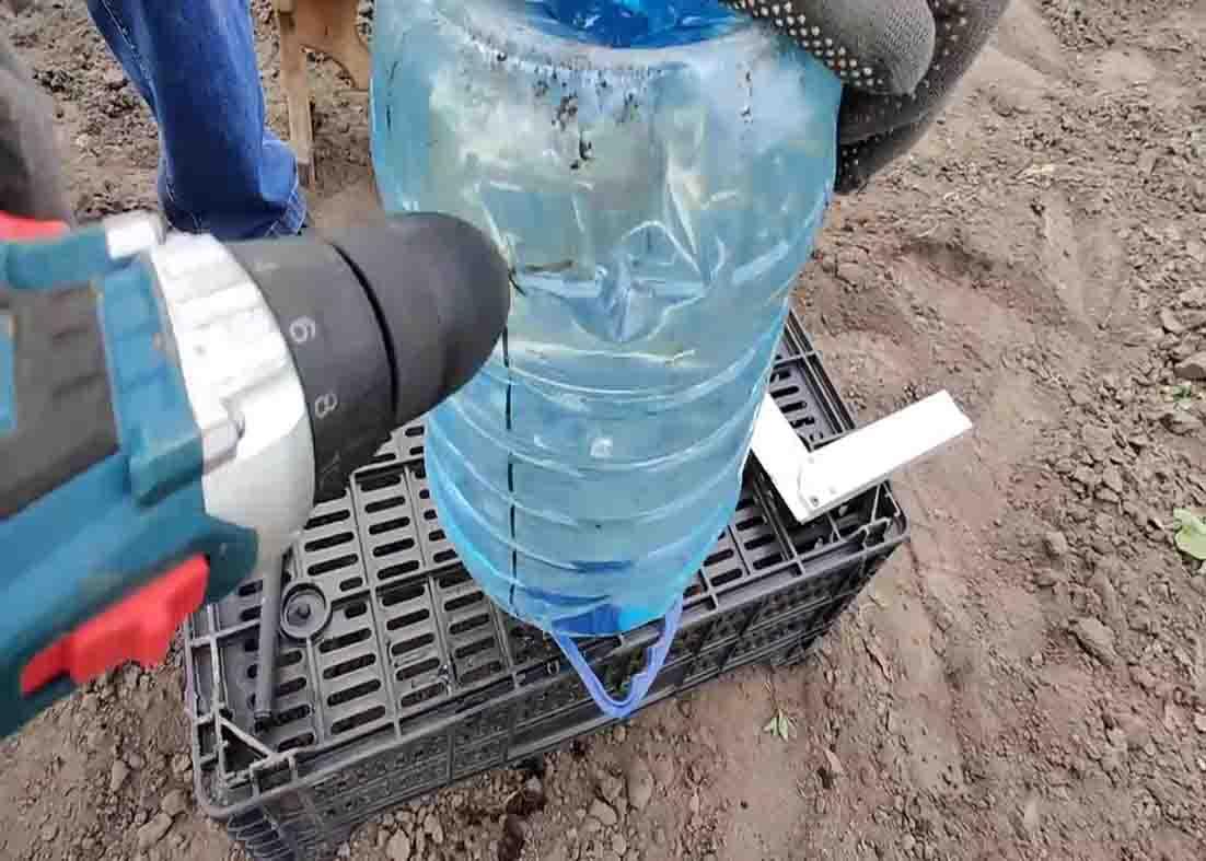 Drilling holes to the DIY drip watering