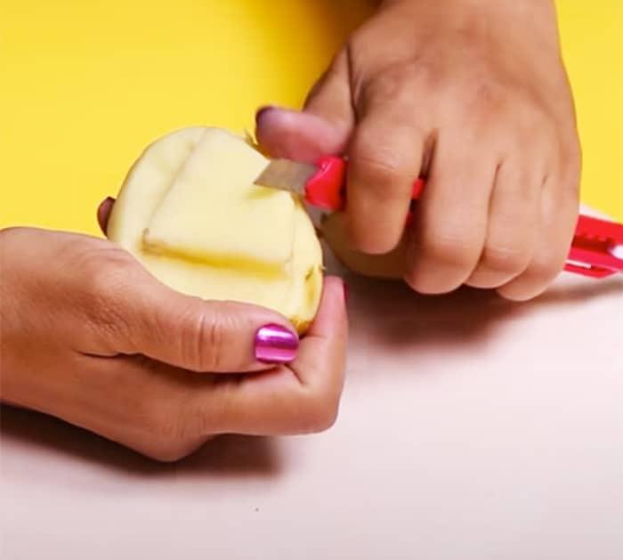 Use a Potato To Paint A Watermelon Print - Potato Print Hack