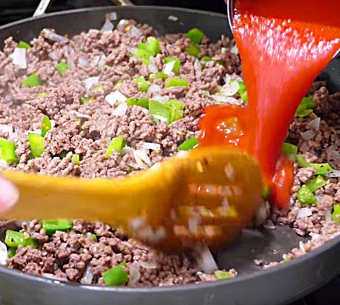 Why not make a cheap easy quick Sloppy Joe Skillet Dip for your next potluck or game day party
