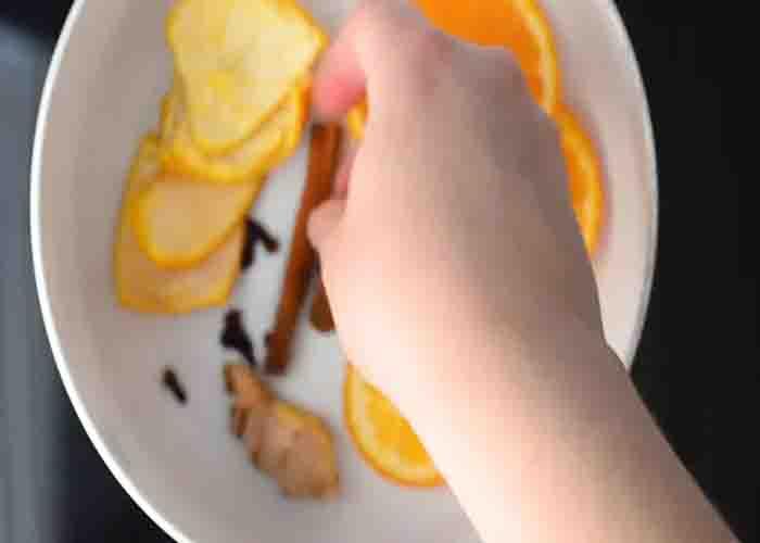 Making the orange simmer pot