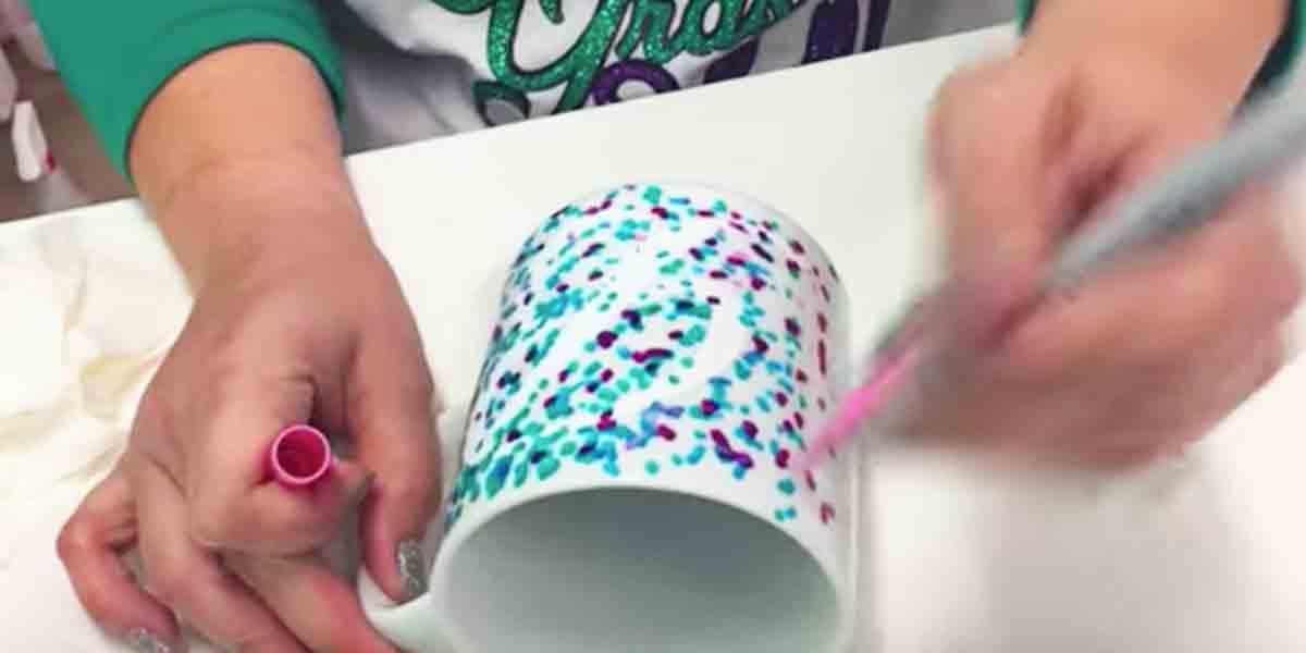 How to Tie Dye A Coffee Mug