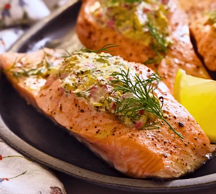 How to Make Cream Cheese-Stuffed Salmon