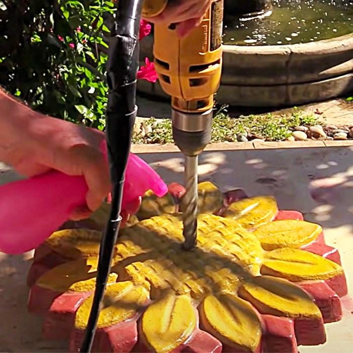 DIY Birdbath - DIY Lawn Fountain - DIY Garden Decor