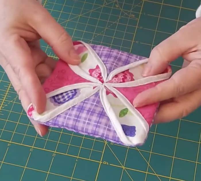 How To Make Quilted Pincushion