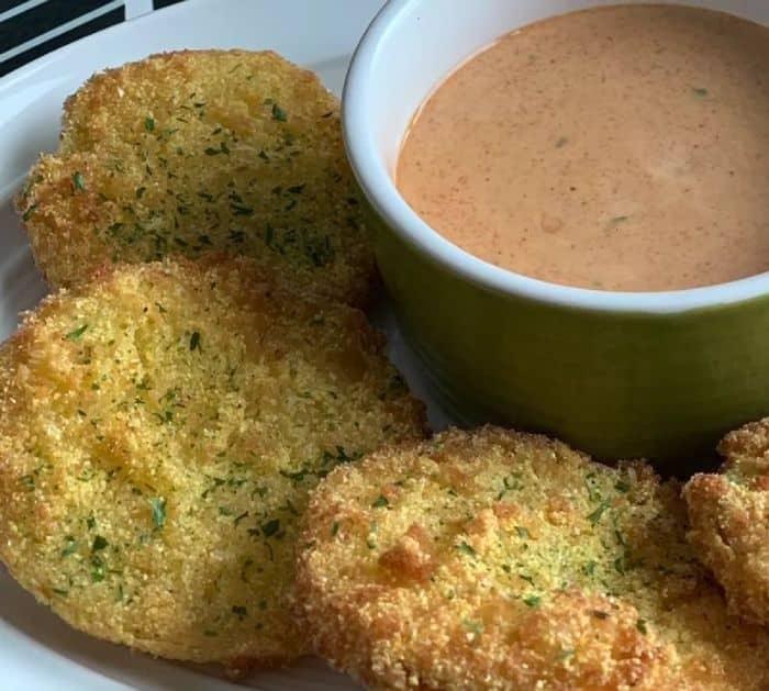 Classic Southern Fried Green Tomatoes Recipe