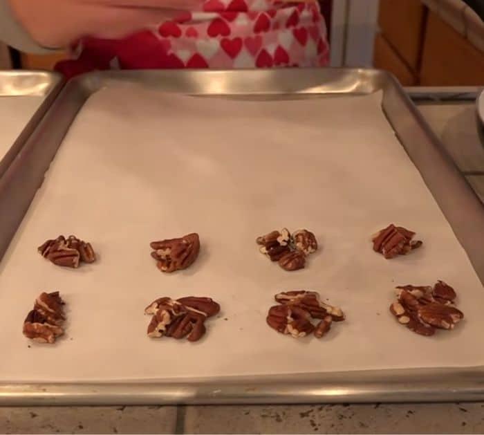 Easy Caramel Pecan Clusters Recipe