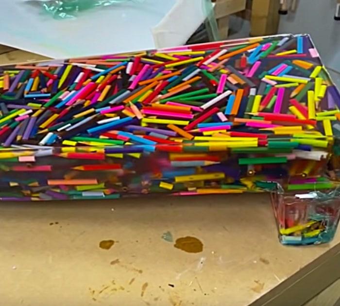 How to Make A Desk With Colored Pencils - Cool DIY Office Furniture