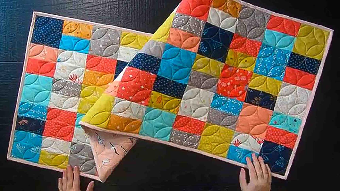 Mini Single Slice Table Runner Tutorial