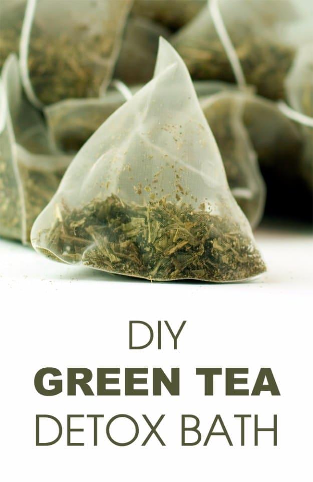 DIY Green Tea Detox Bath, simple to whip up before a slow evening at home and softness that lasts well past the first rinse