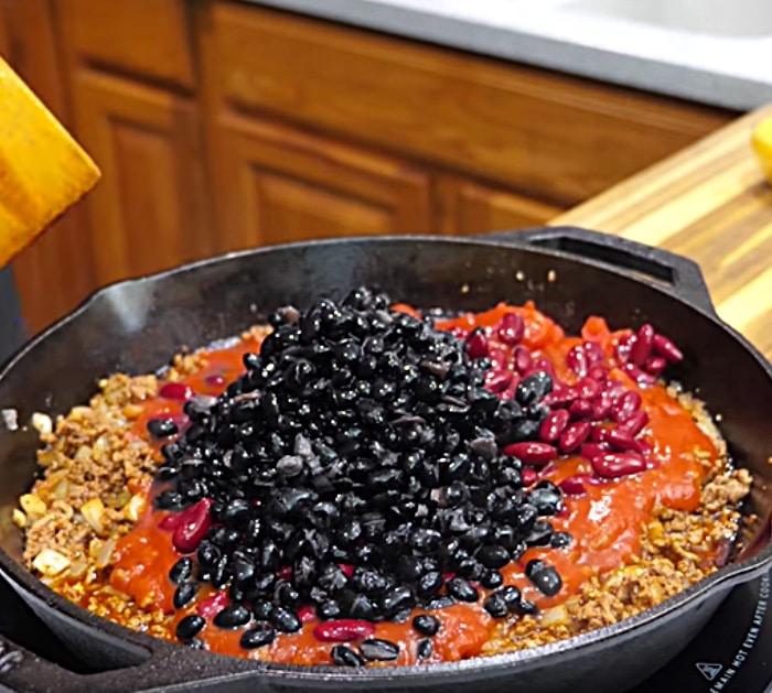 Try making a quick easy chili cornbread pie for the family dinner tonight