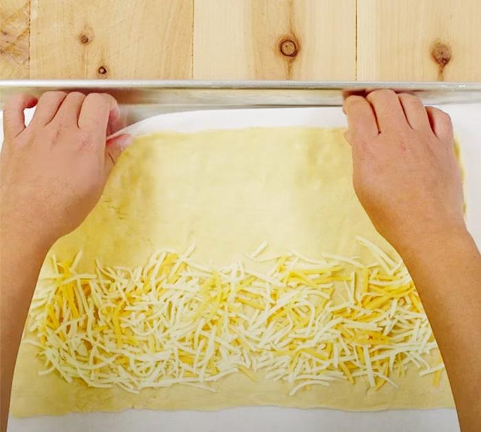 How To Make Crescent Cheesy Bread Recipe - Easy Appetizer Recipes