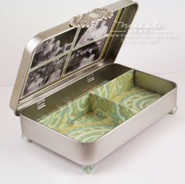 Jewelry Box, fast enough to knock out on a rainy afternoon and a look that photographs beautifully once finished