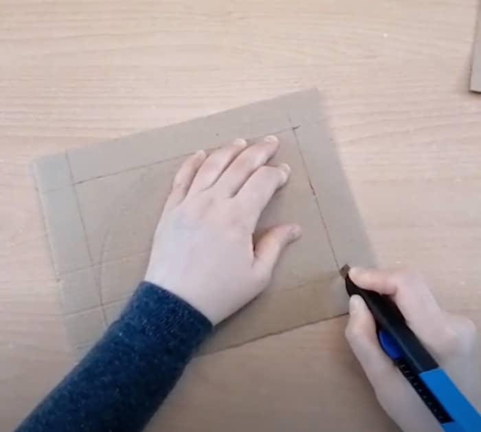 Photo Frame out of Waste Cardboard - How to Make Easy Photo Frame - Easy Picture Frame