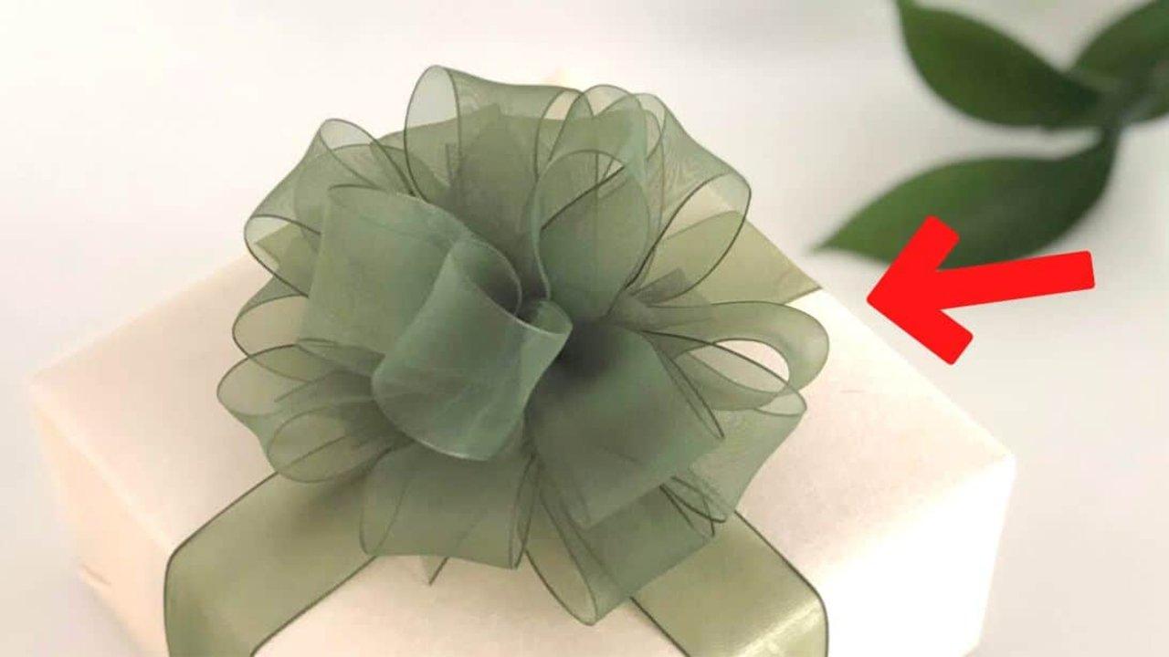 How to Make a Ribbon Pompom Bow