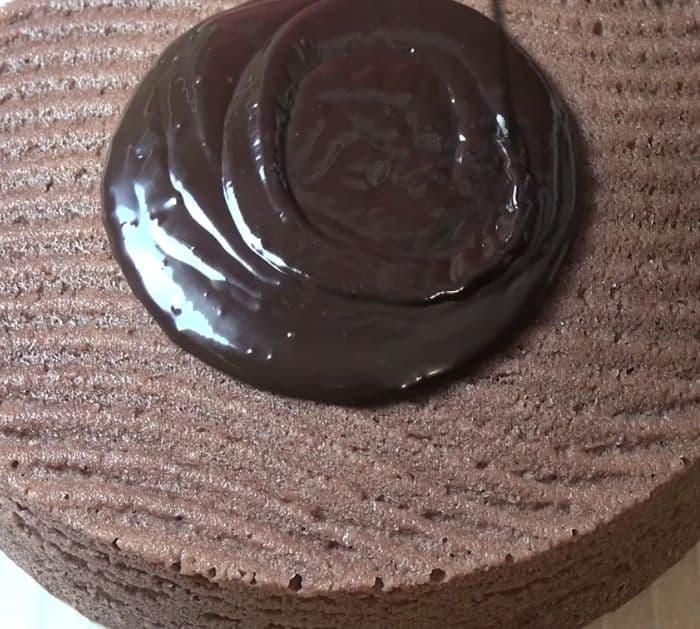 How To Make Chocolate Fudge Cake