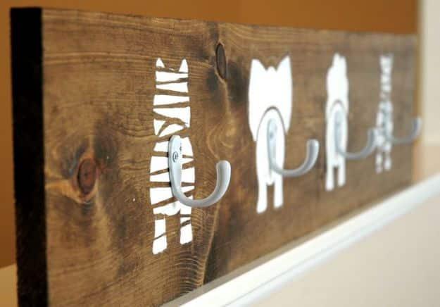 Animal Bums Coat Hook, a budget friendly way to decorate a little one's room and a simple weekend project before baby arrives