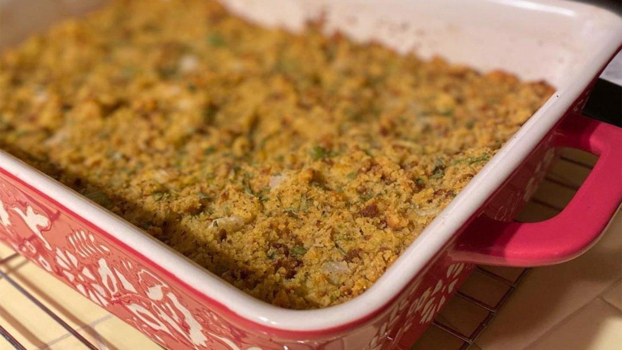 Thanksgiving Buttermilk Cornbread Dressing Recipe